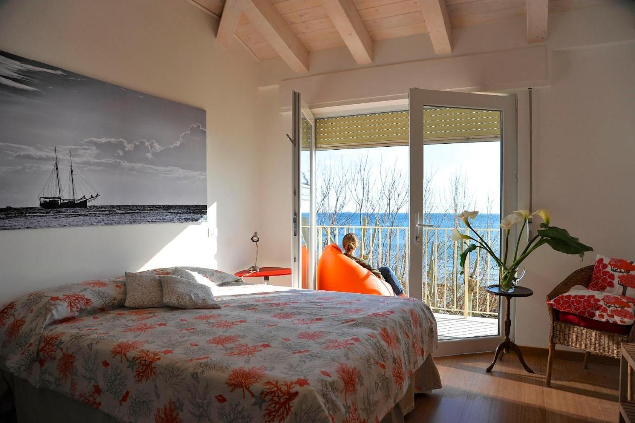 Viale Italia 22 Bed & Breakfast