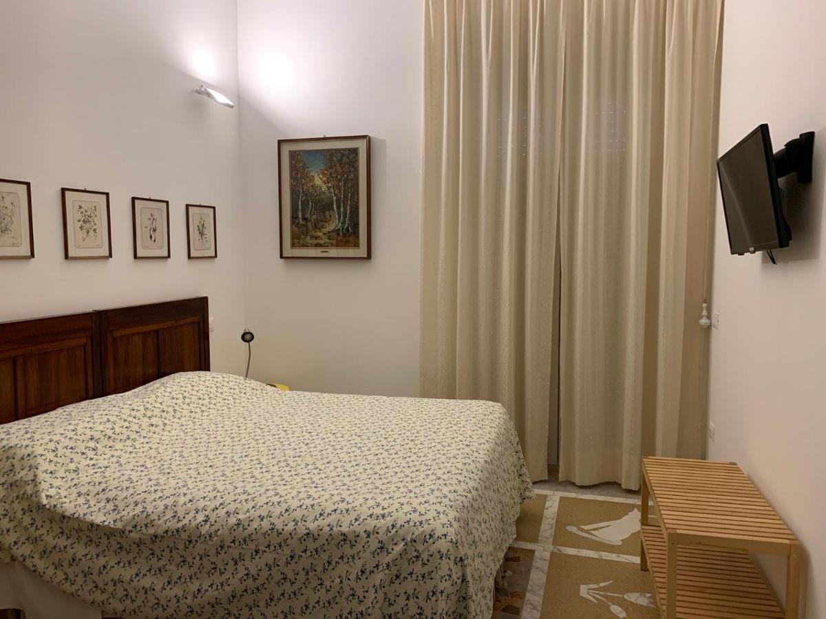 Viale Italia 22 Follonica