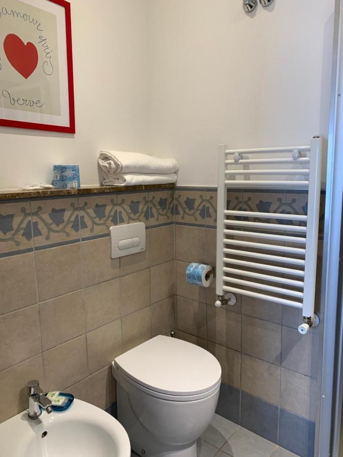 Viale Italia 22 Bed & Breakfast