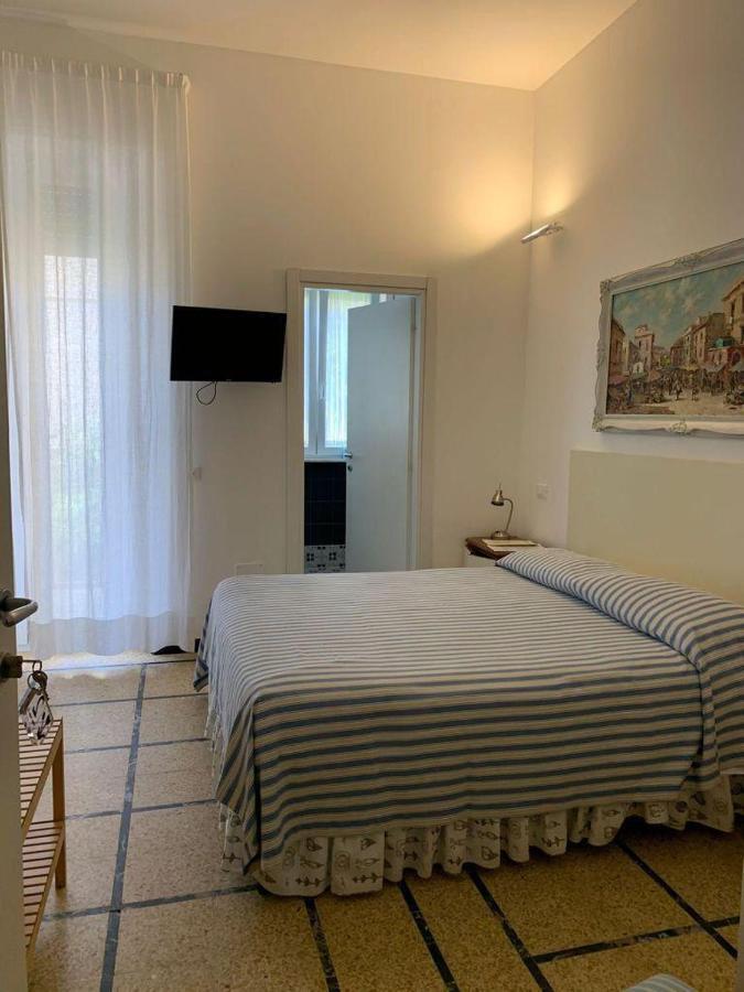 Viale Italia 22